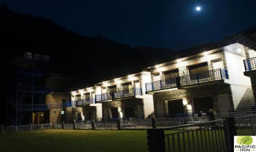 popular rishikesh hotels
