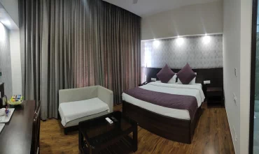 popular rishikesh hotels