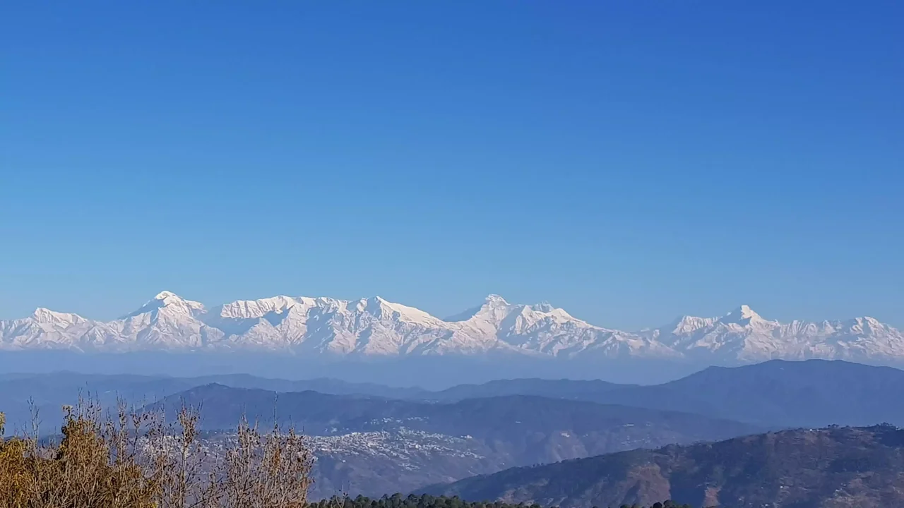 Mukteshwar Himalayan views and oak–pine forests