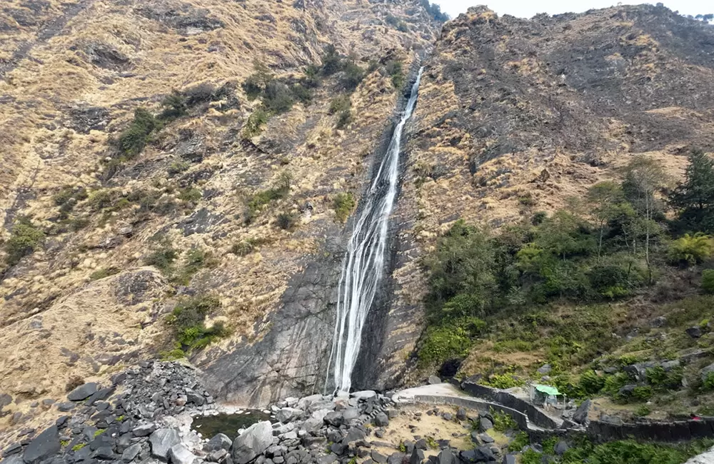 Birthi Falls, Munsiyari