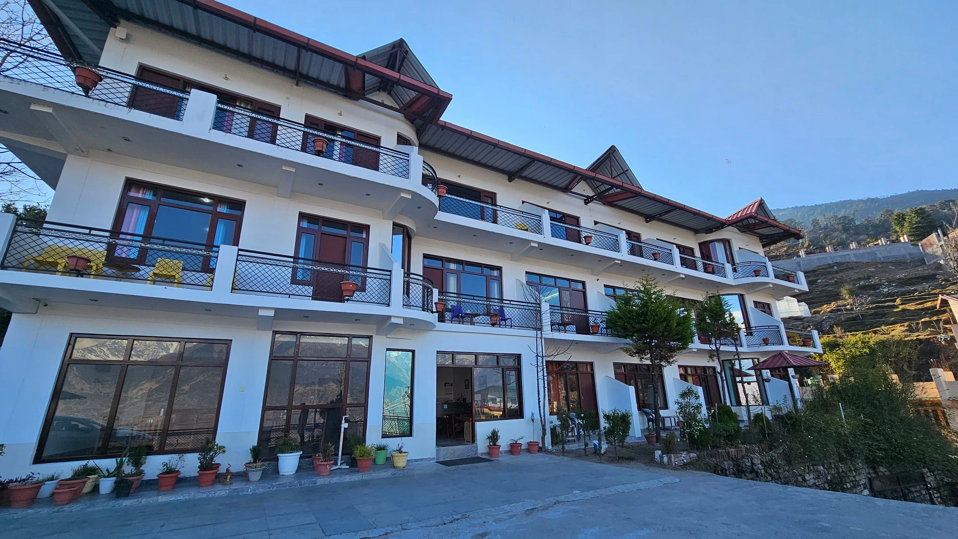 Vijay Mountview Resort Munsiyari
