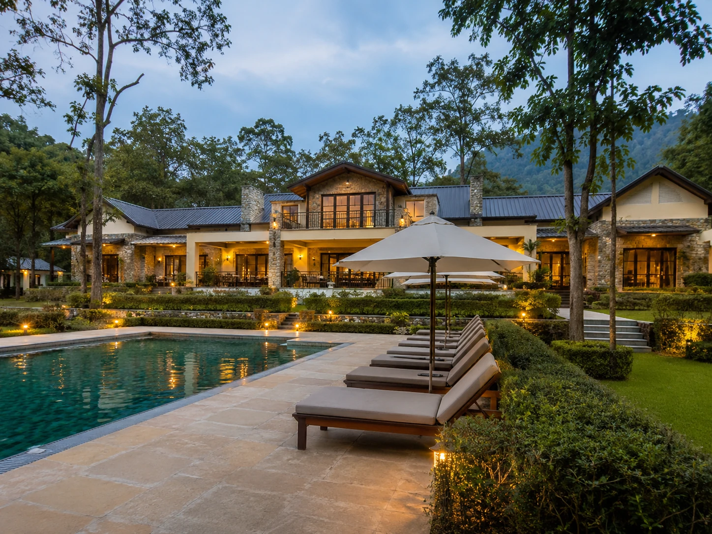 Jim Corbett luxury resort travel agency