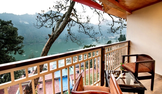 Luxury Nainital hotel package from Pune